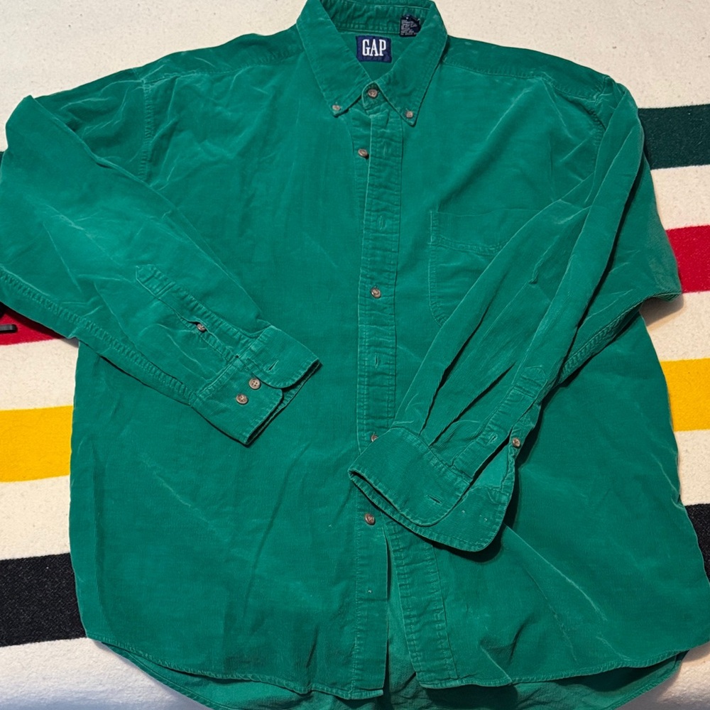 Vintage GAP  Men's Vibrant Green Button-Down Shirt- size large